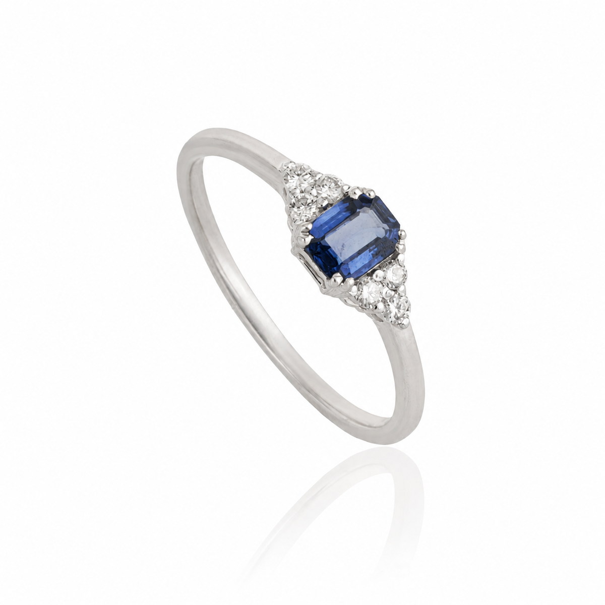 Blue Sapphire Diamond Ring