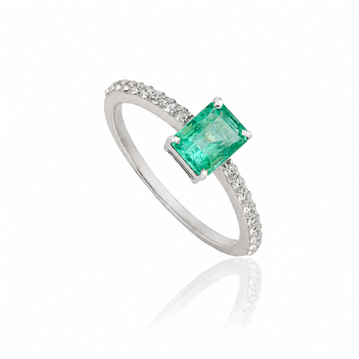Emerald Diamond Ring