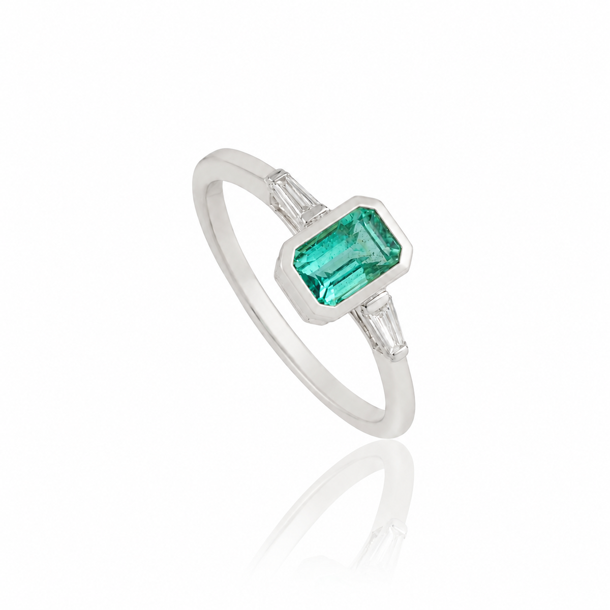 Emerald & Diamond Ring