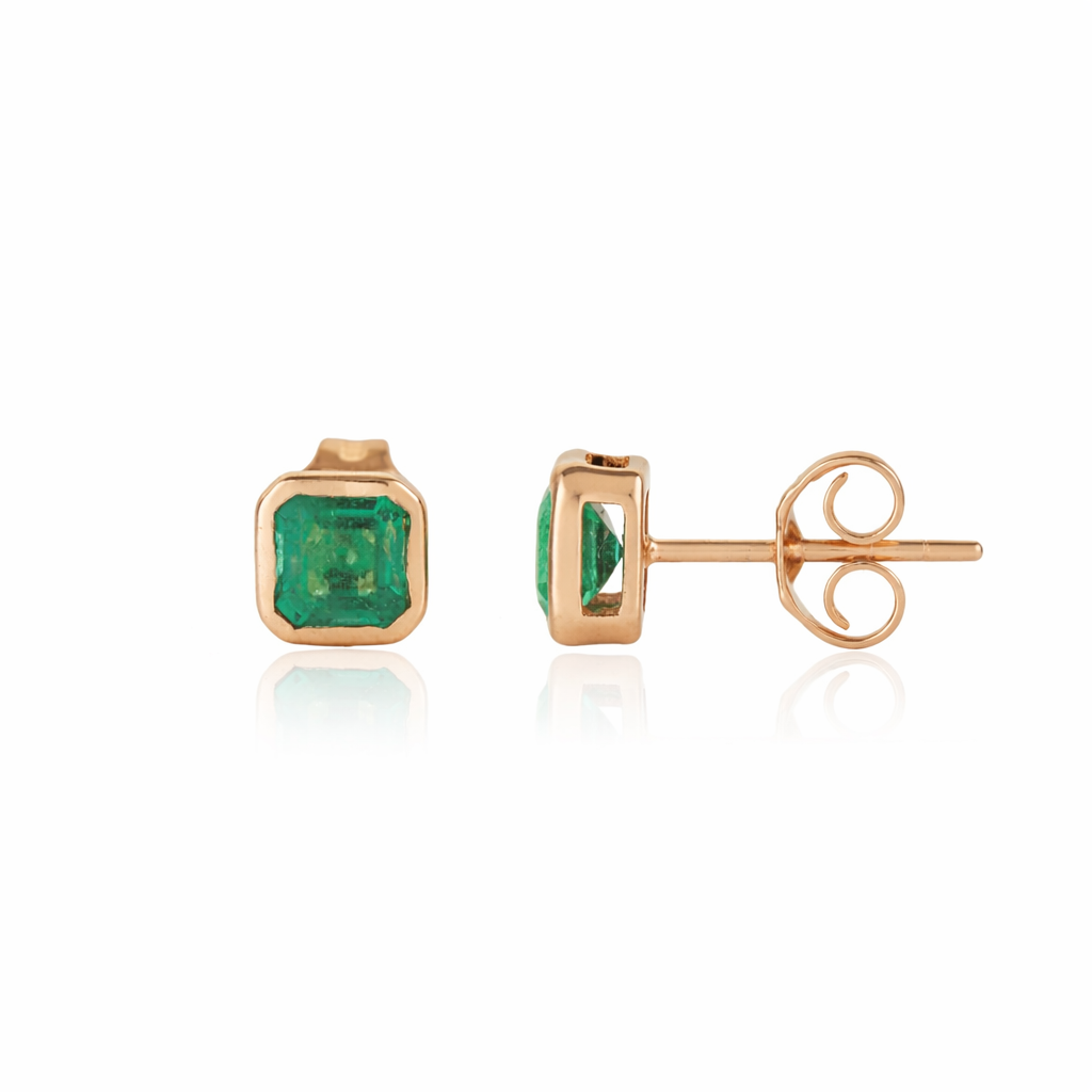 Natural Emerald Stud Earring