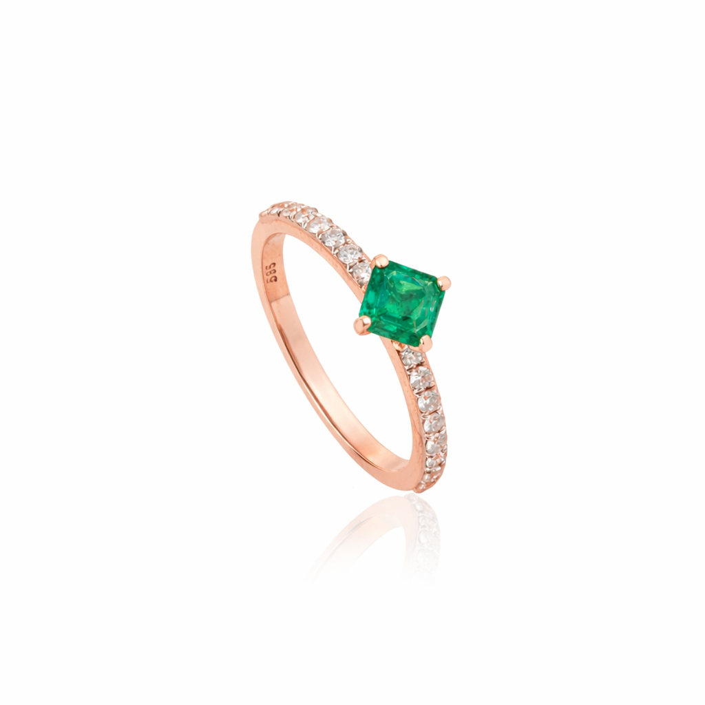 Emerald Diamond Ring