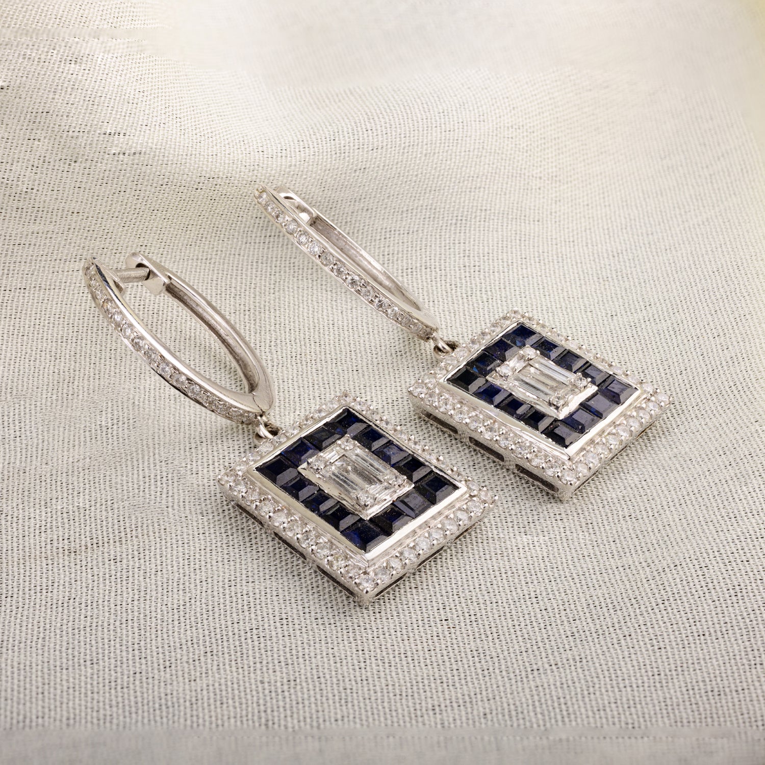 Blue Sapphire Diamond Earring