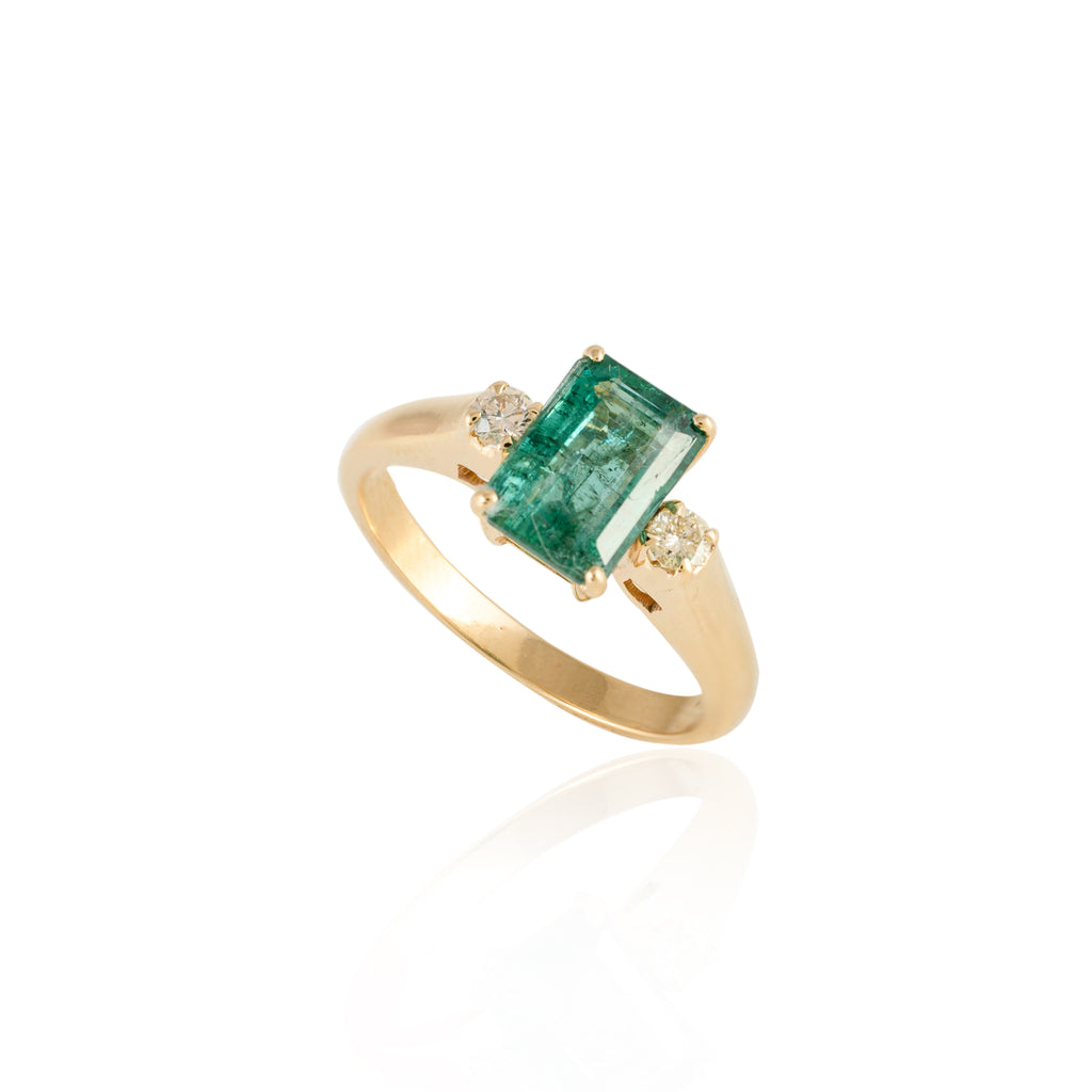 Emerald Diamond Ring