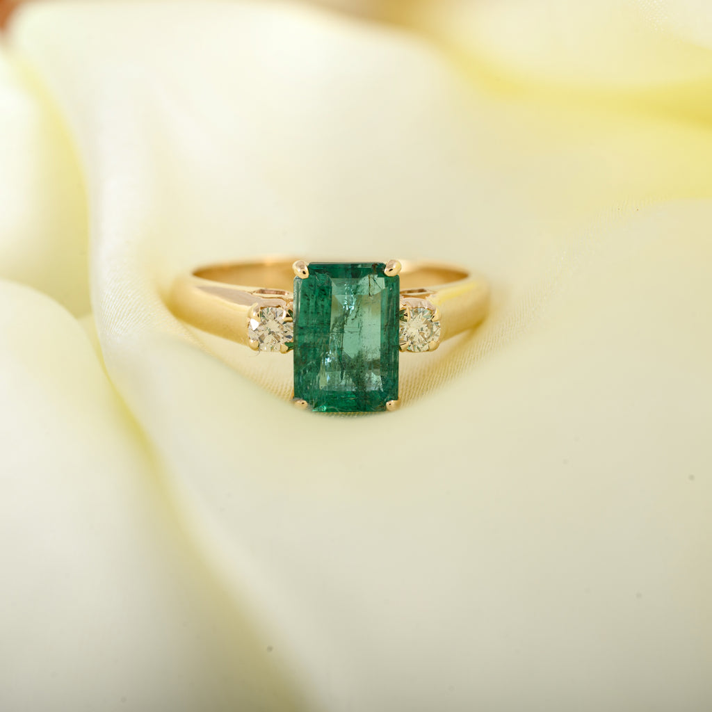 Emerald Diamond Ring