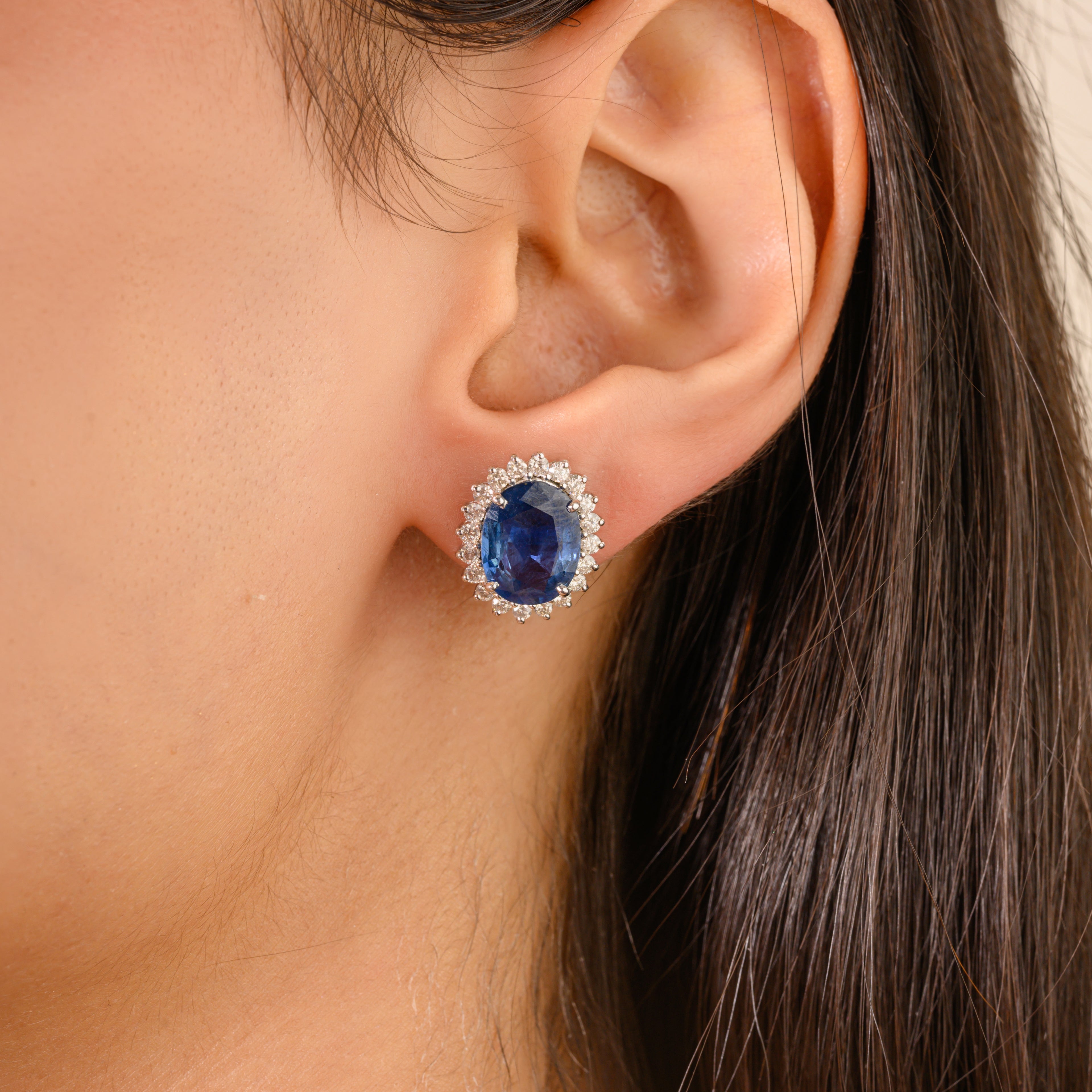 Diamond Blue Sapphire 18K Gold Stud Earring