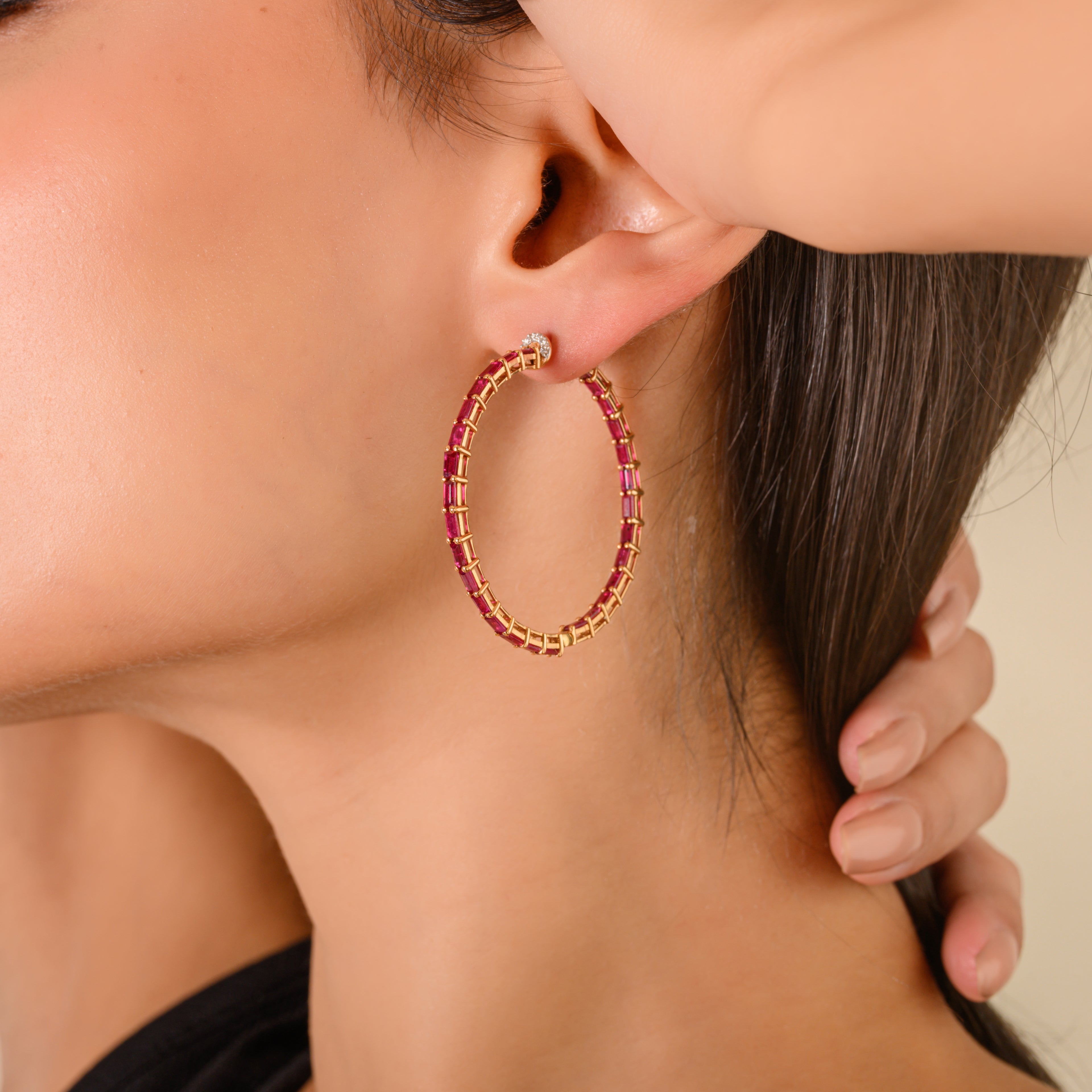 18K Gold Ruby Earring