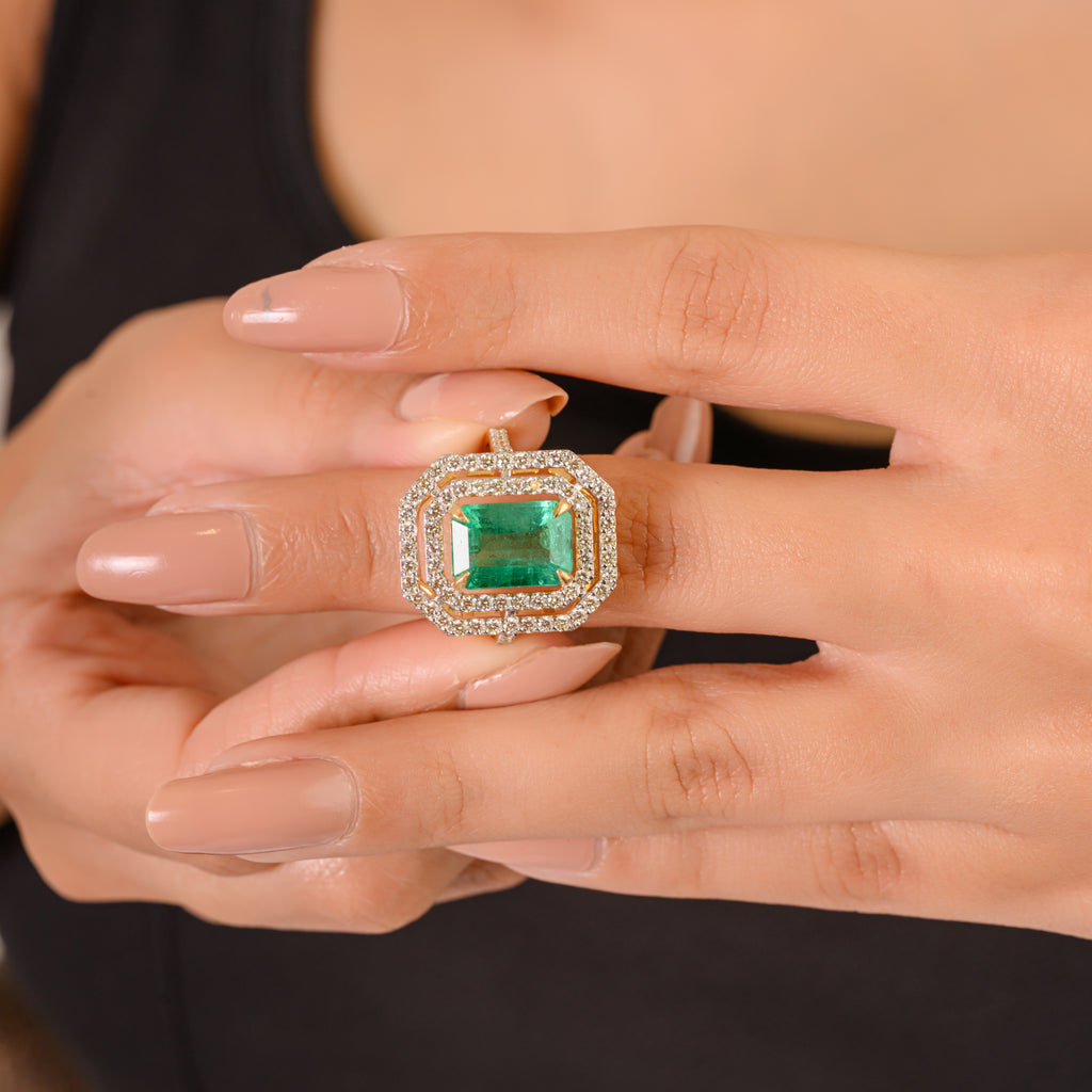 Emerald Diamond Ring