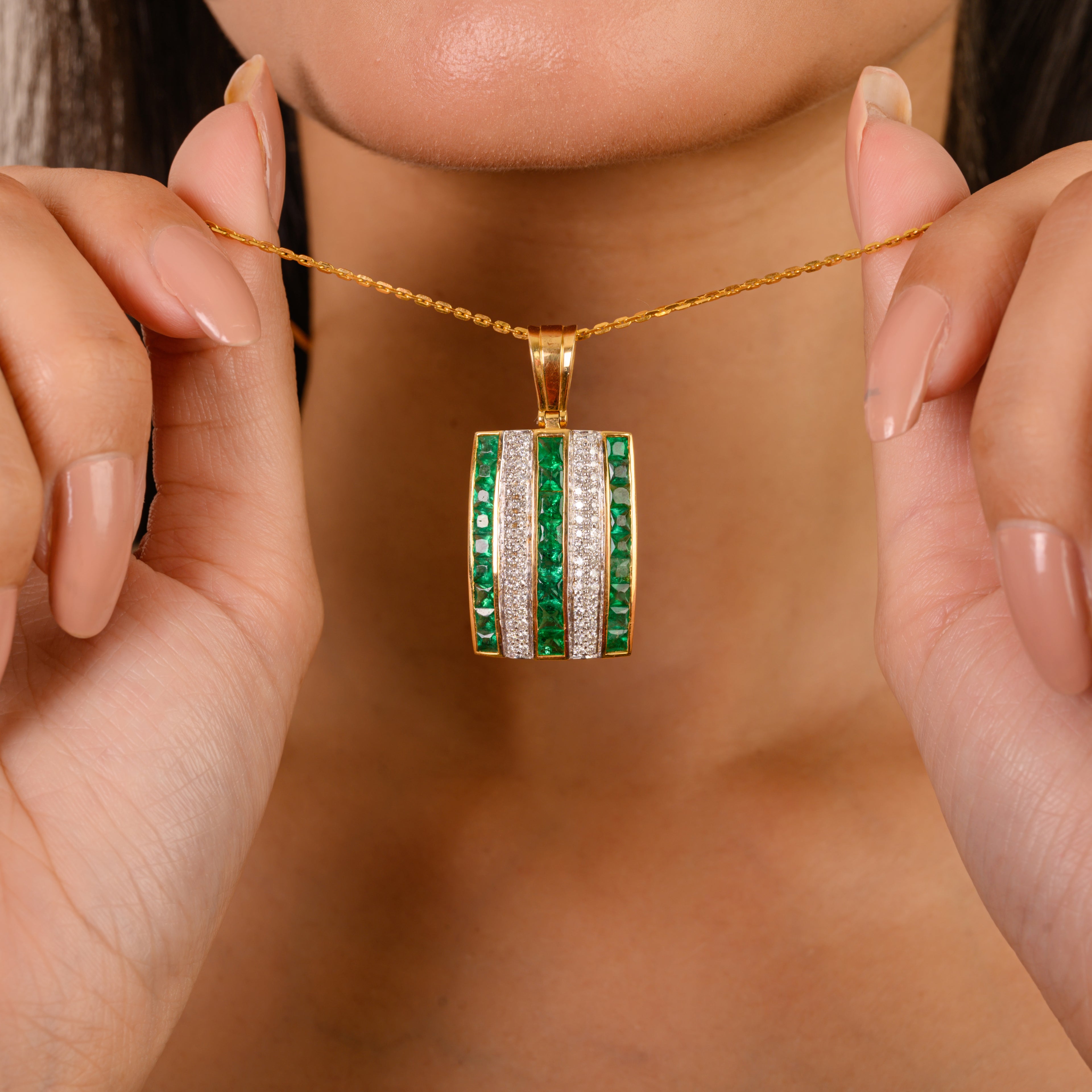 Emerald & Diamond Necklace for Women