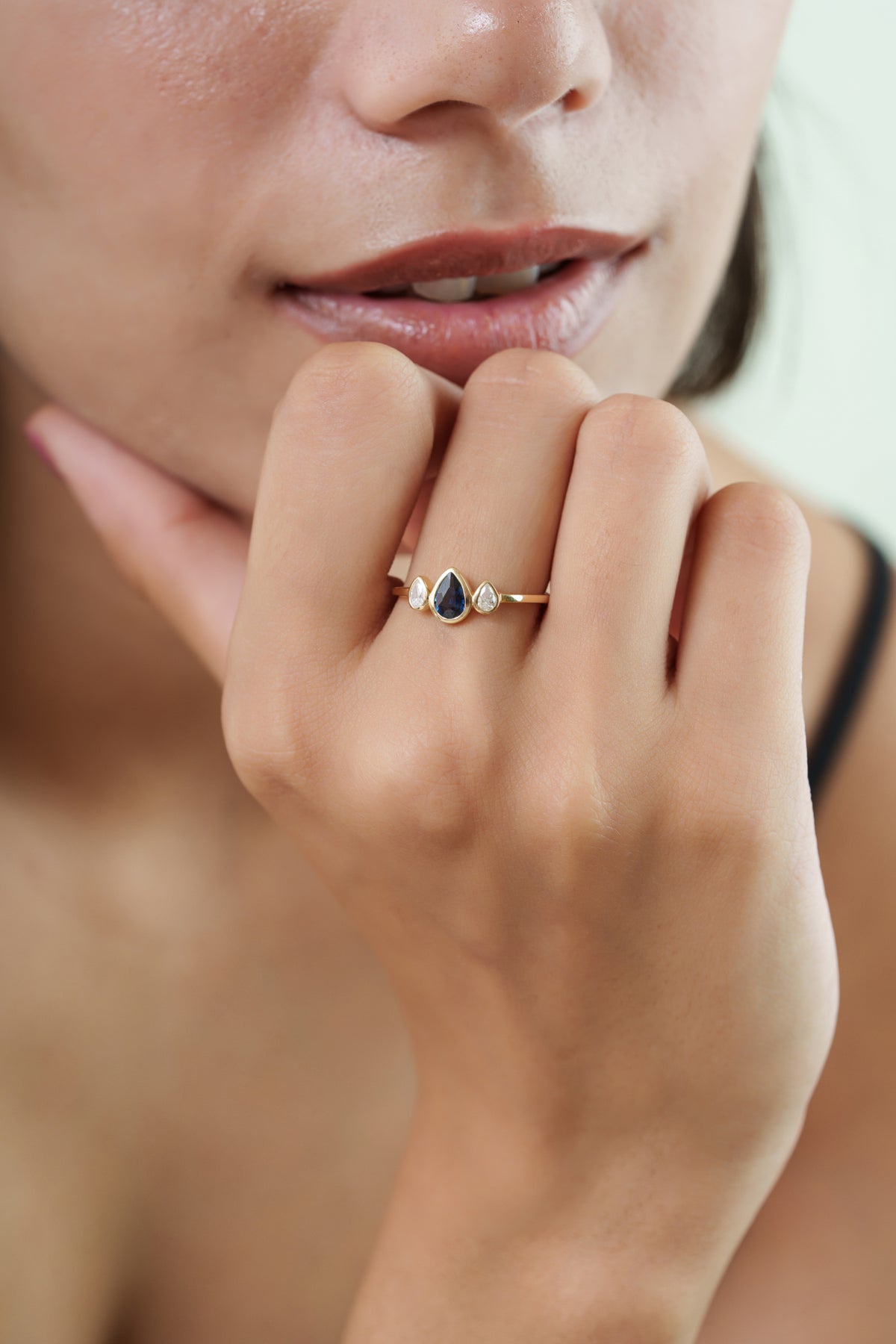 Blue Sapphire Diamond Ring