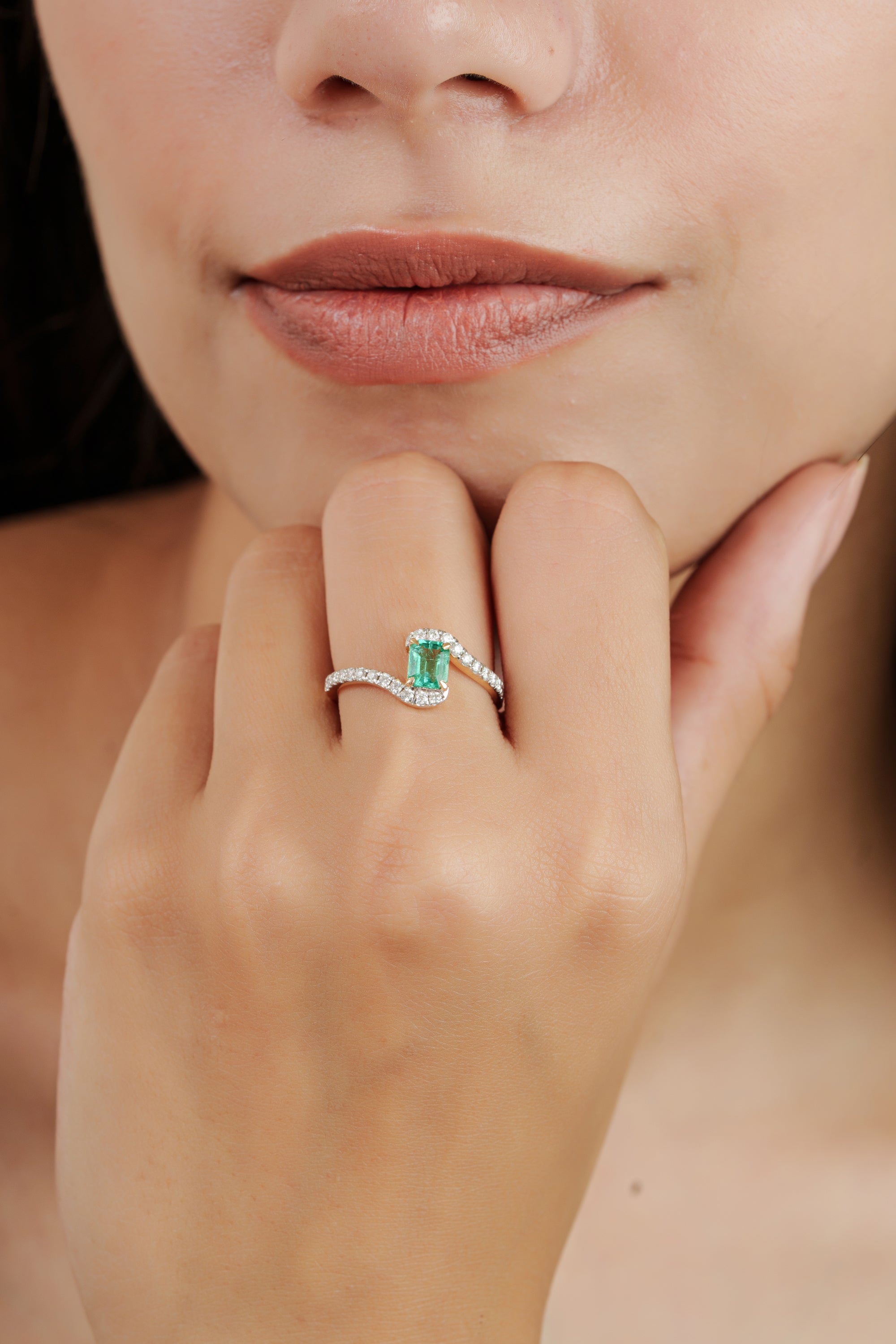 Emerald With Diamond Ring