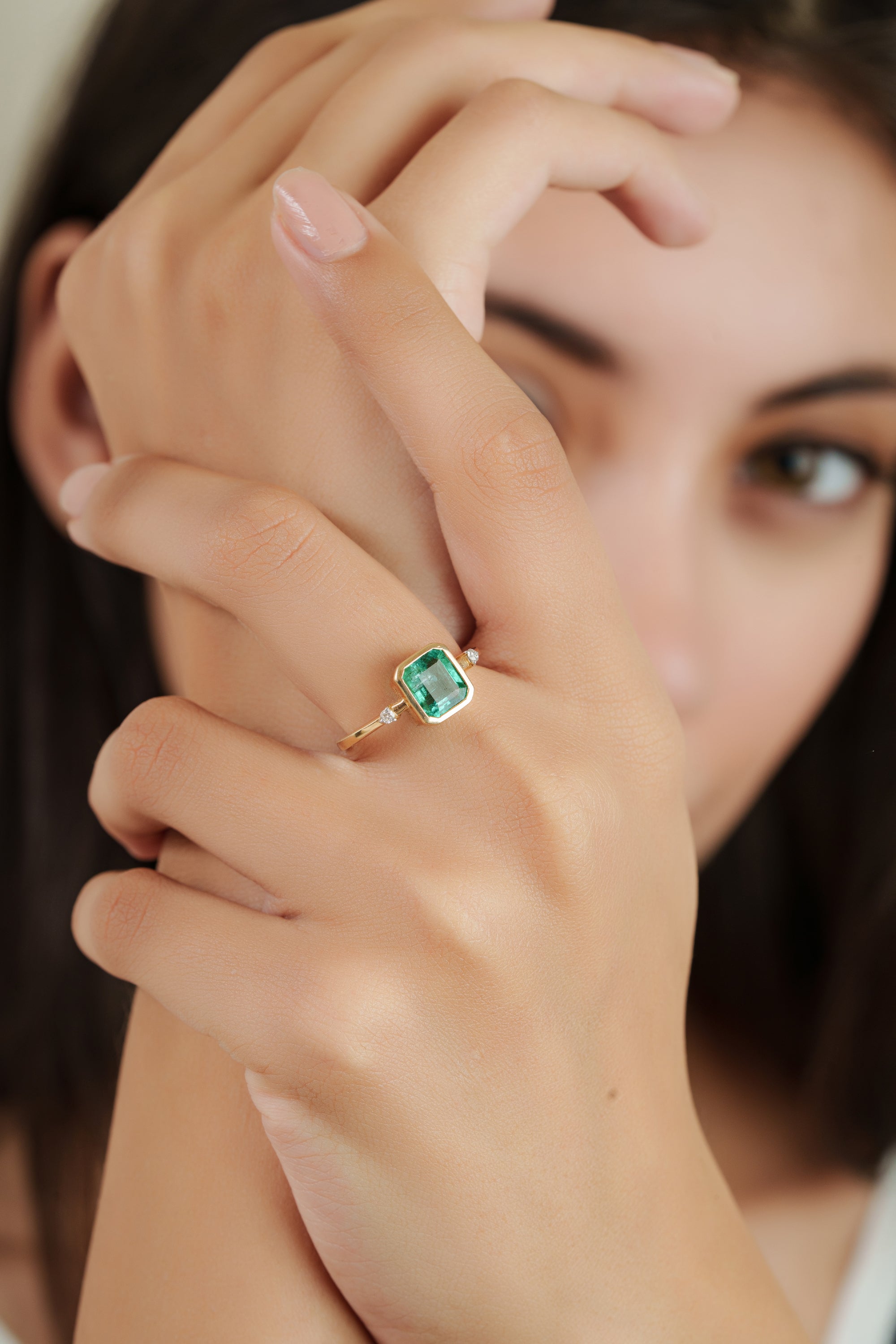 Natural Emerald Diamond Ring