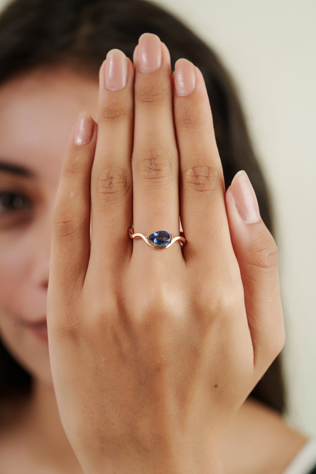 Blue Sapphire Twist Gold Ring