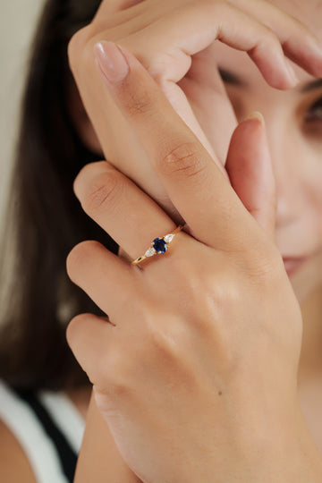 Natural Blue Sapphire Diamond Ring