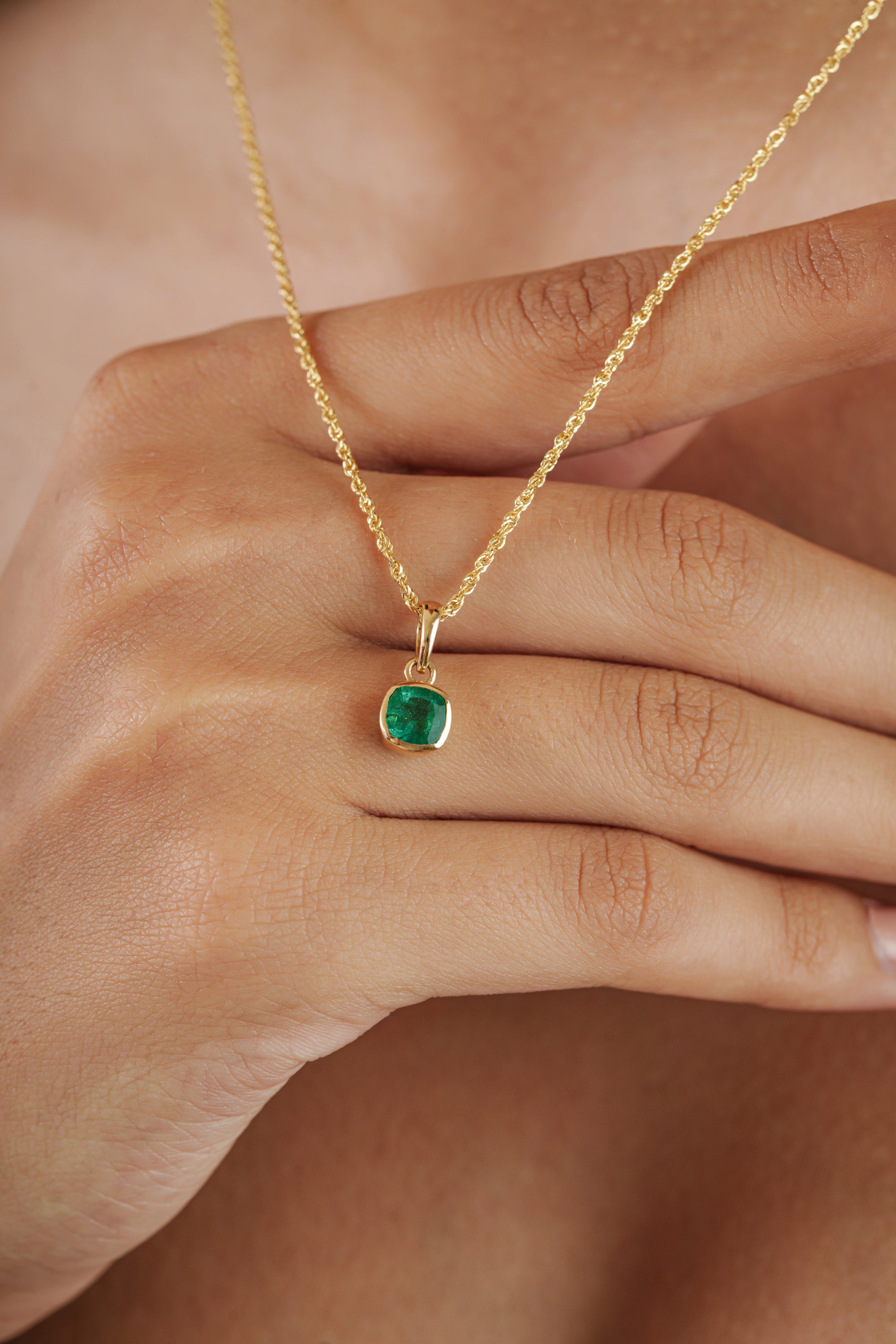 Natural Emerald Pendant Necklace