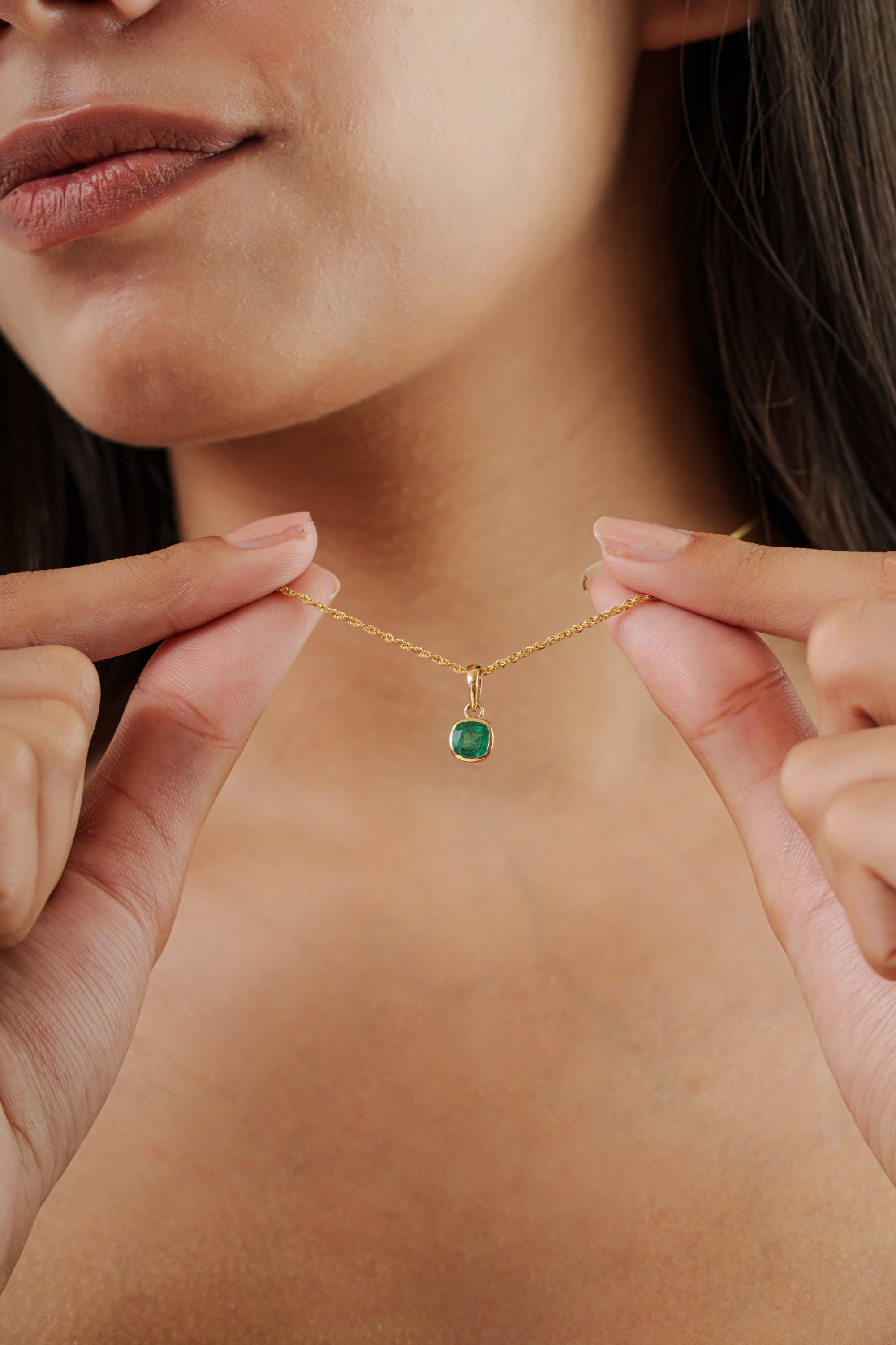 Natural Emerald Pendant Necklace