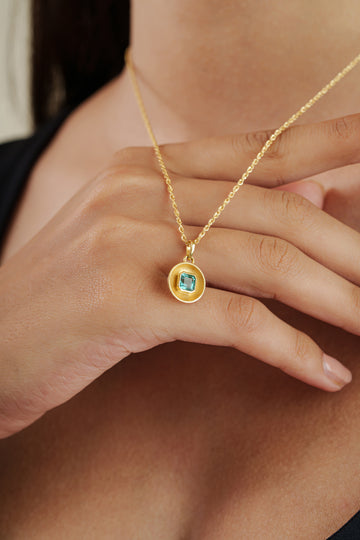 Natural Emerald Pendant Necklace