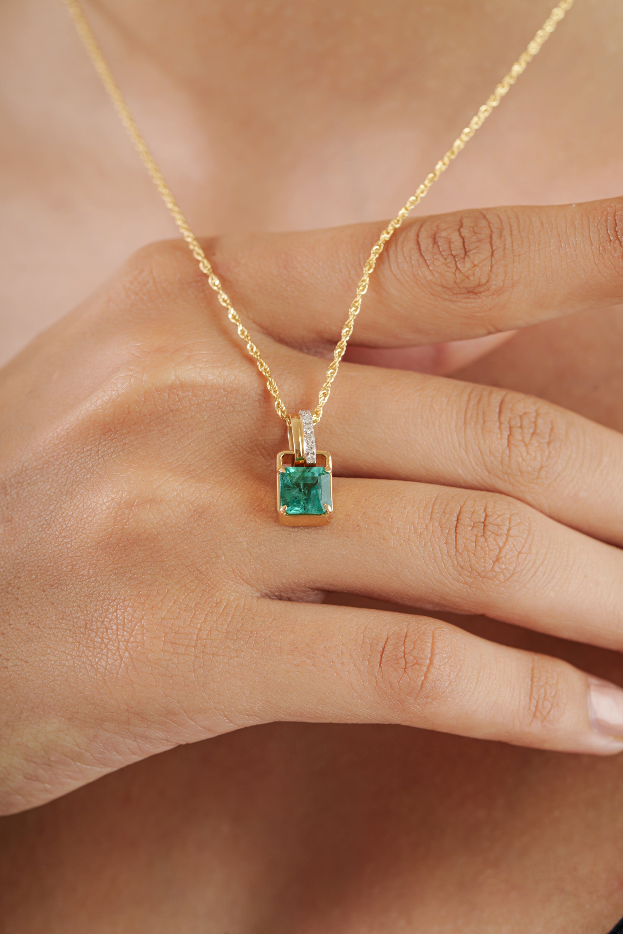 Emerald Diamond Pendant Necklace