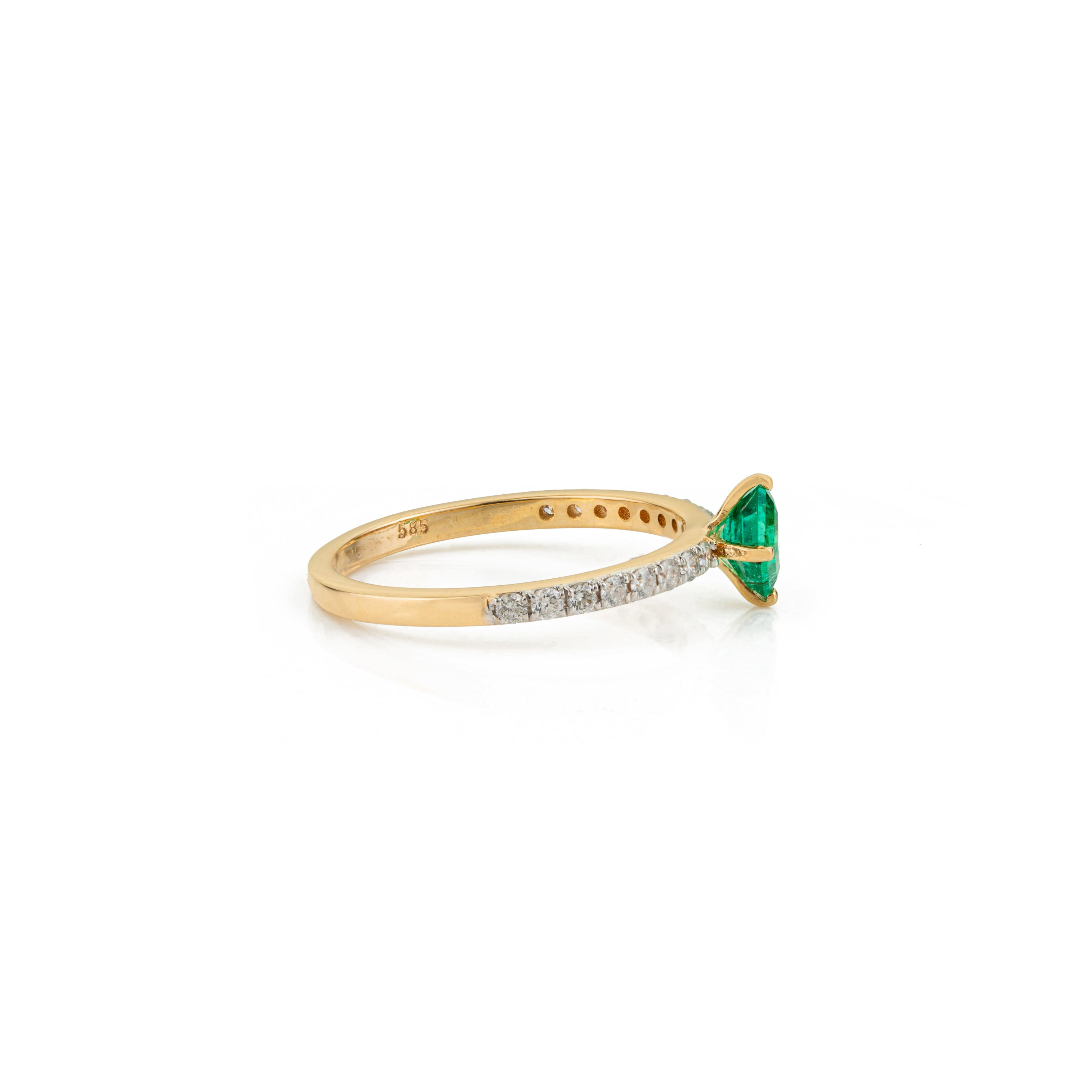 Emerald Diamond Ring