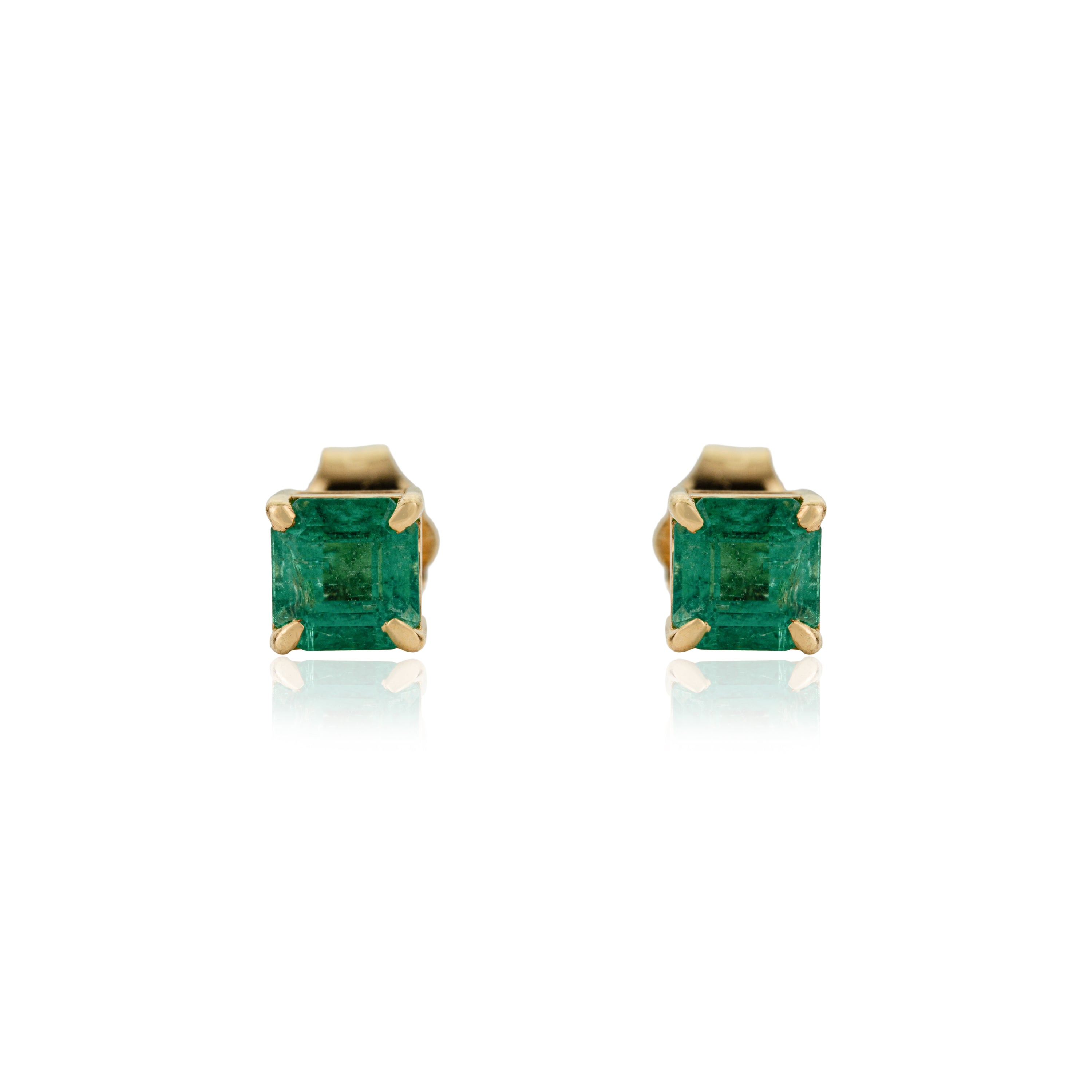 Natural Emerald Stud Earring