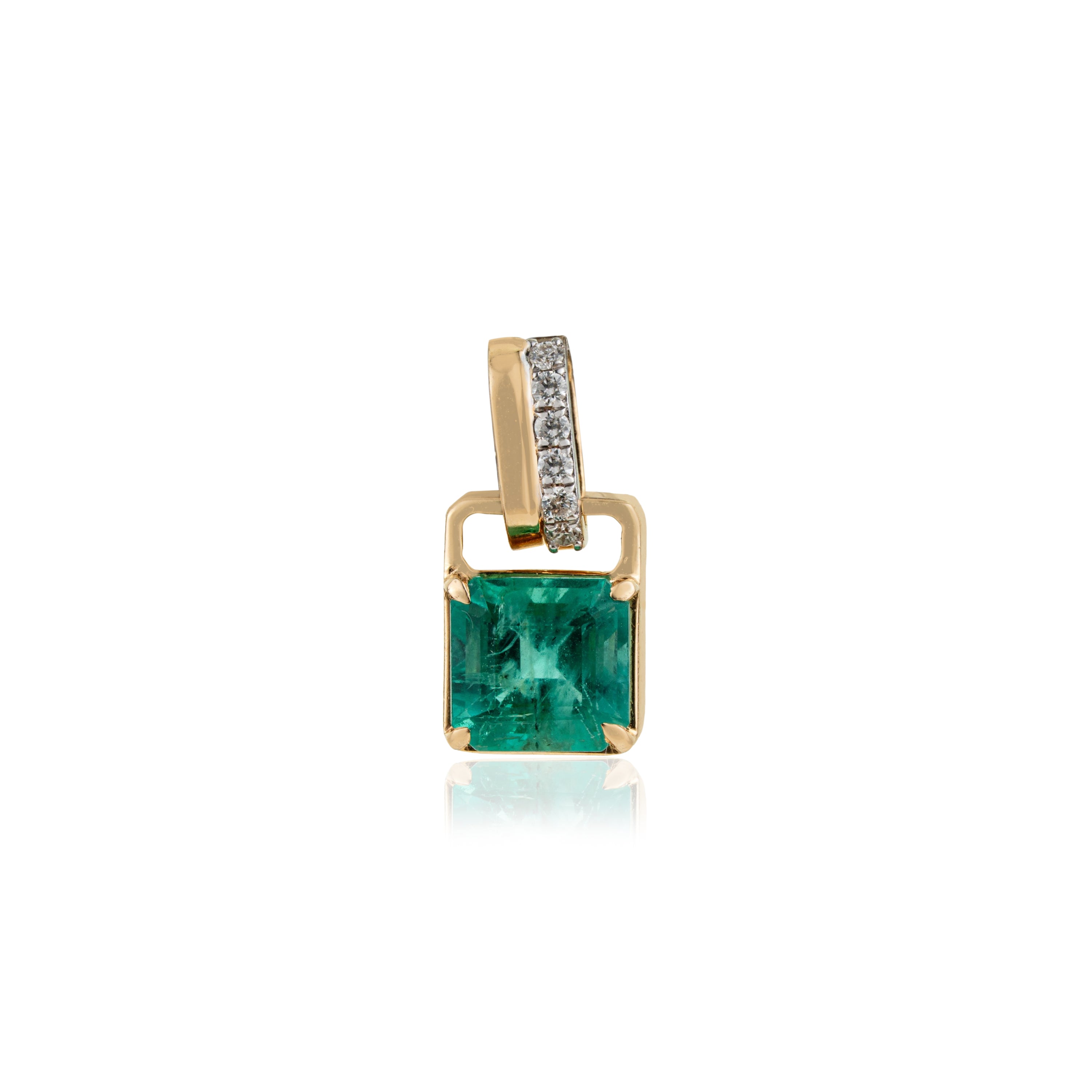 Emerald Diamond Pendant Necklace