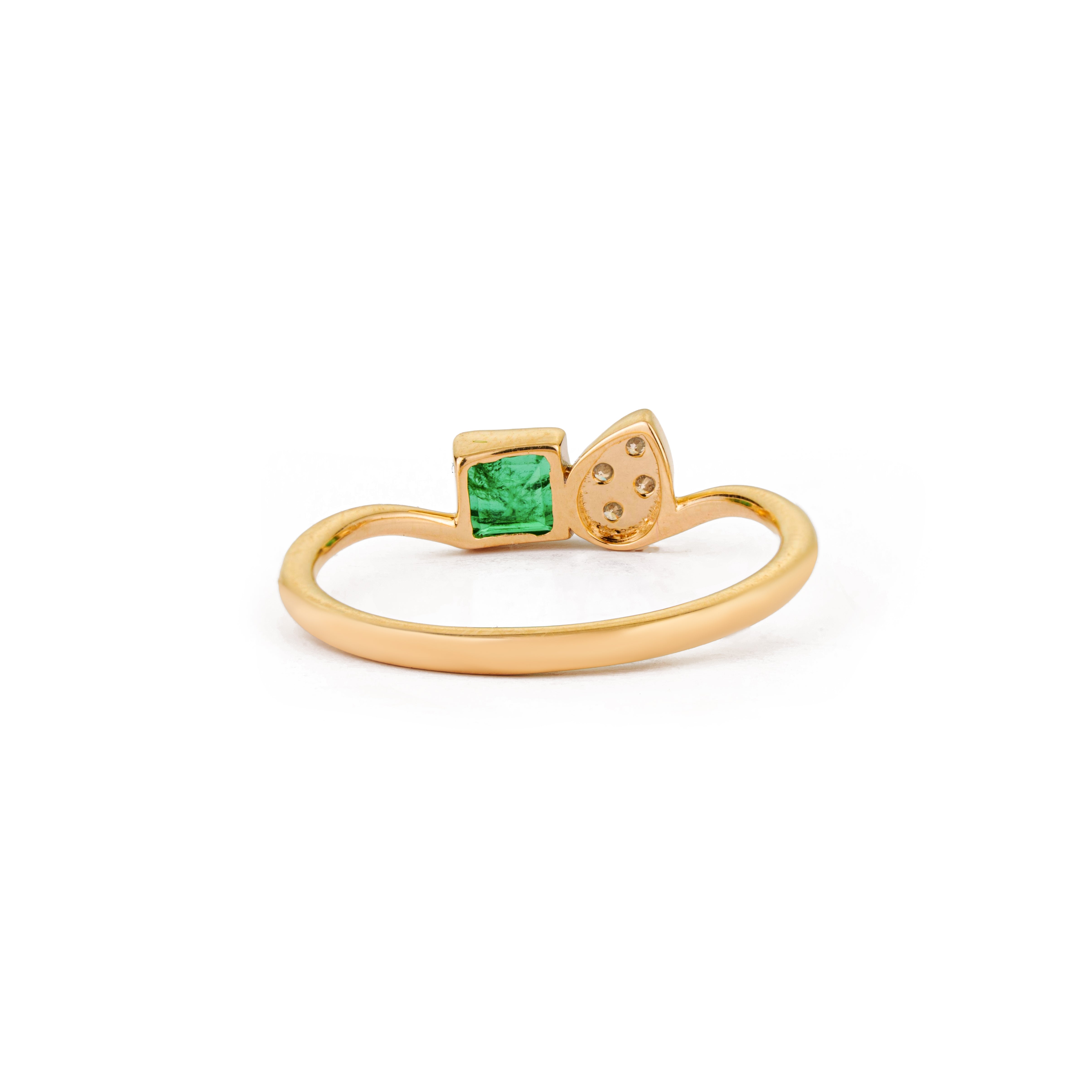 Emerald Diamond Ring