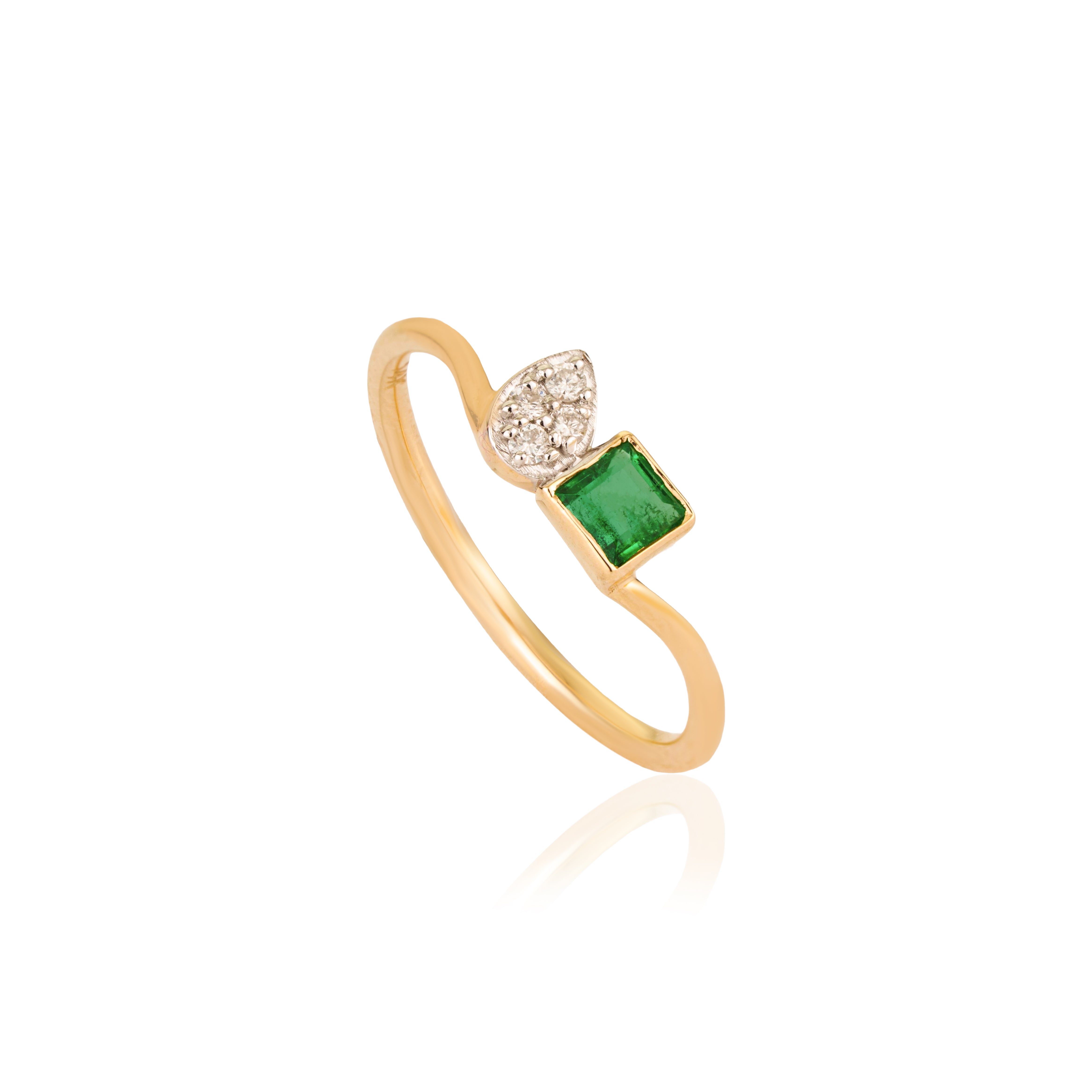 Emerald Diamond Ring