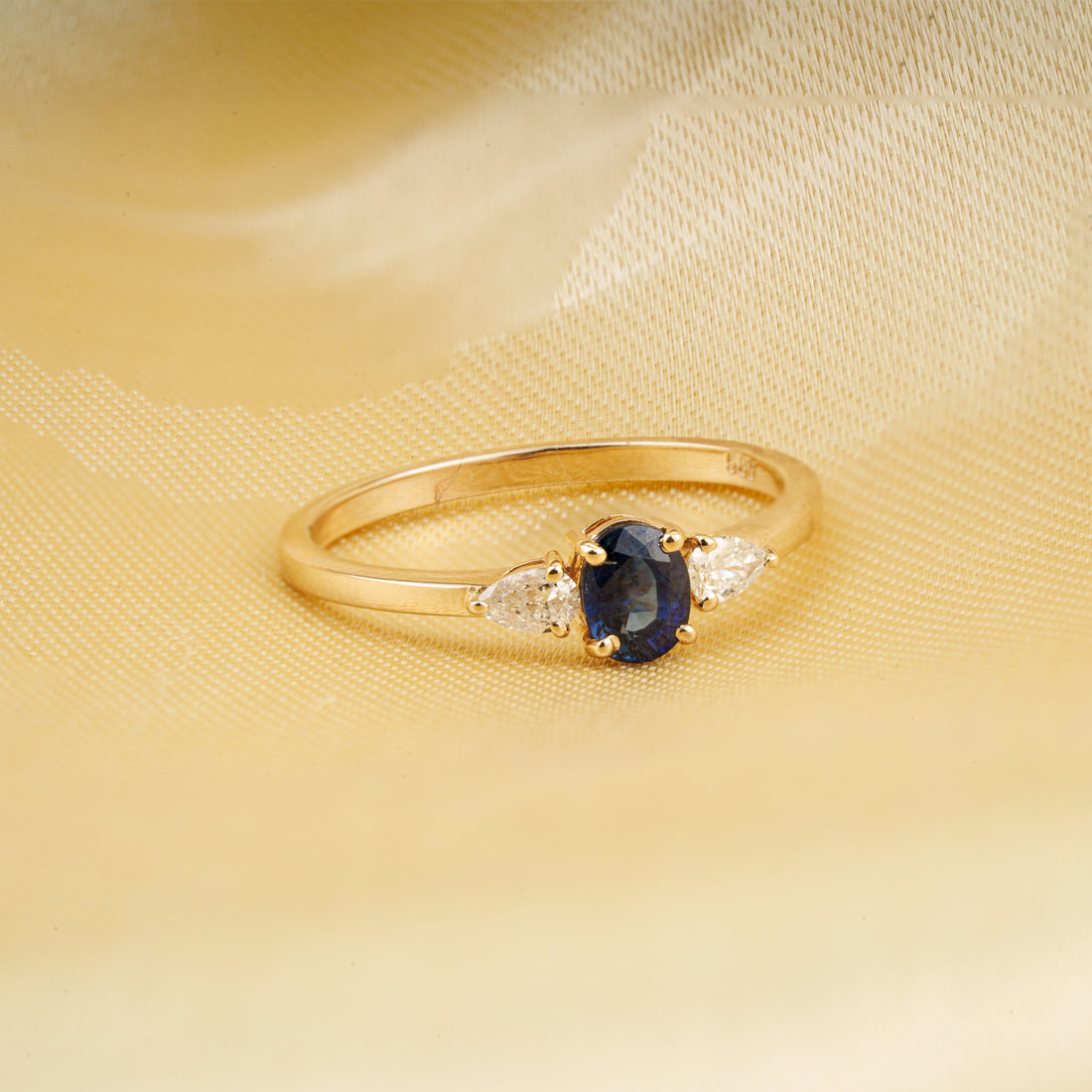 Natural Blue Sapphire Diamond Ring