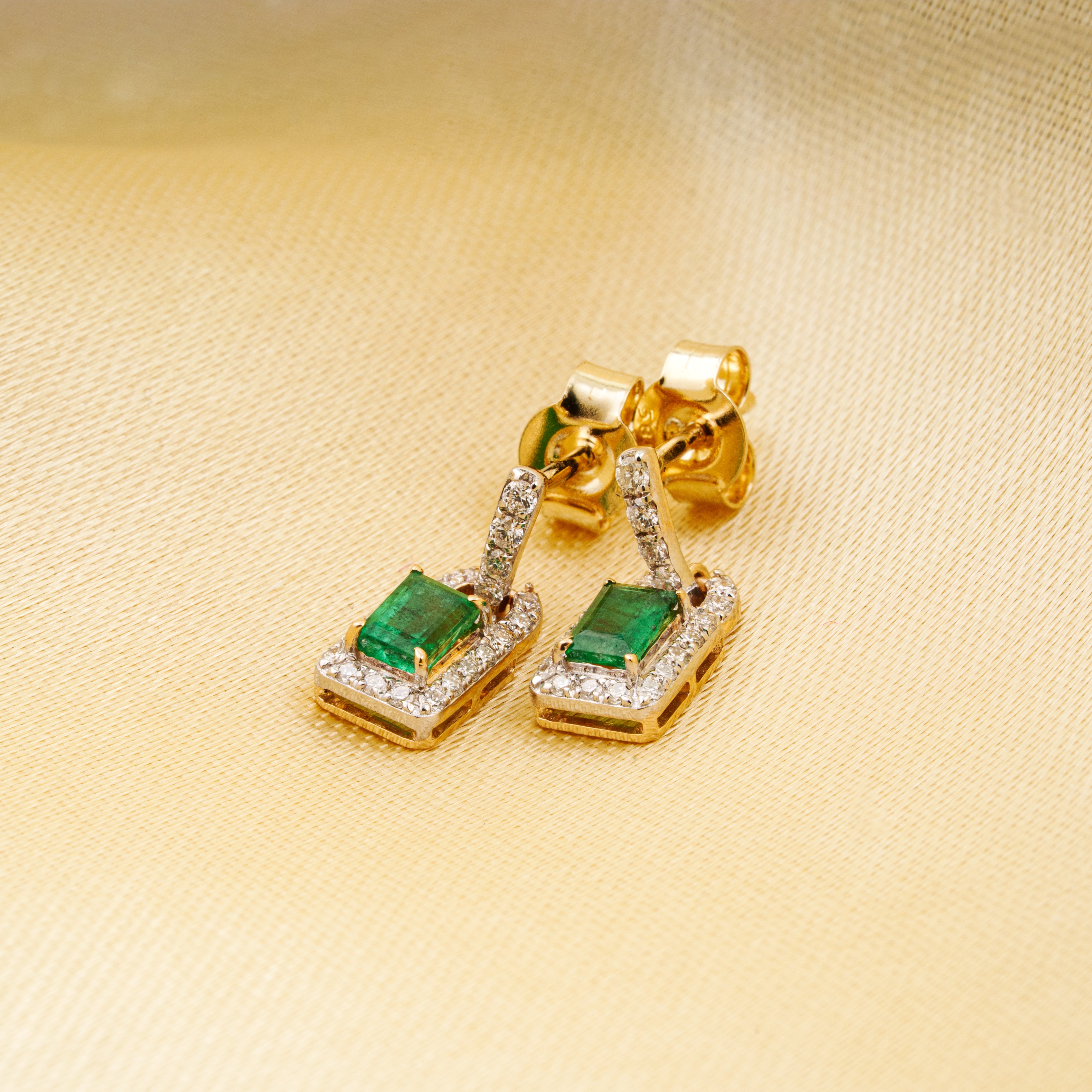Emerald & Diamond stud Earring