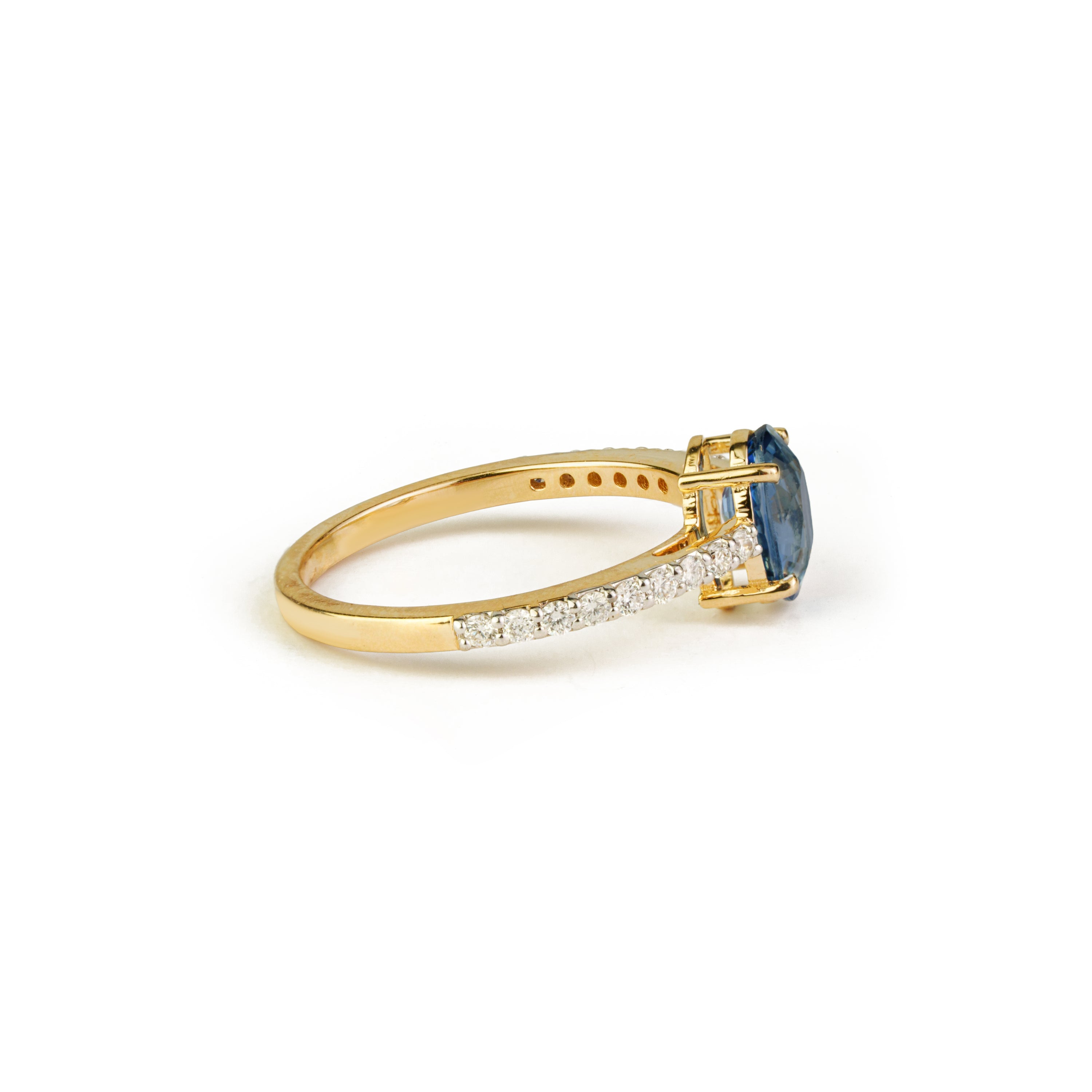 Oval Blue Sapphire Diamond Ring