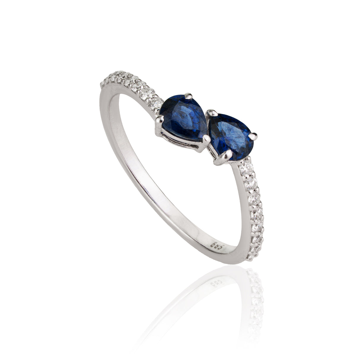 Blue Sapphire Toi et Moi Ring