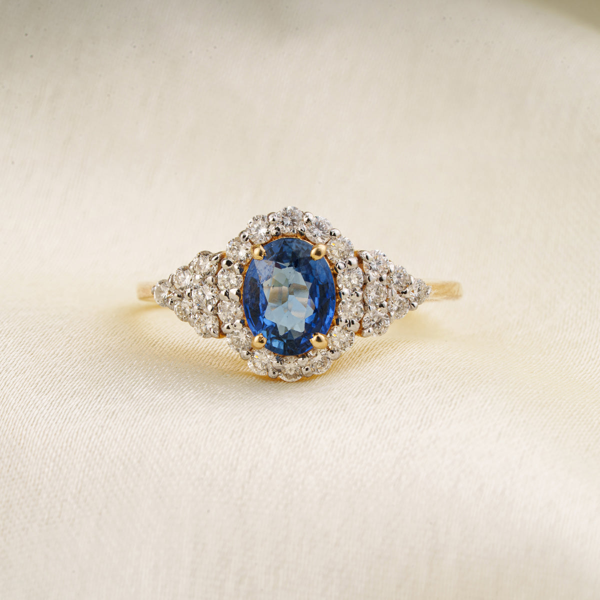 Blue Sapphire Diamond Ring
