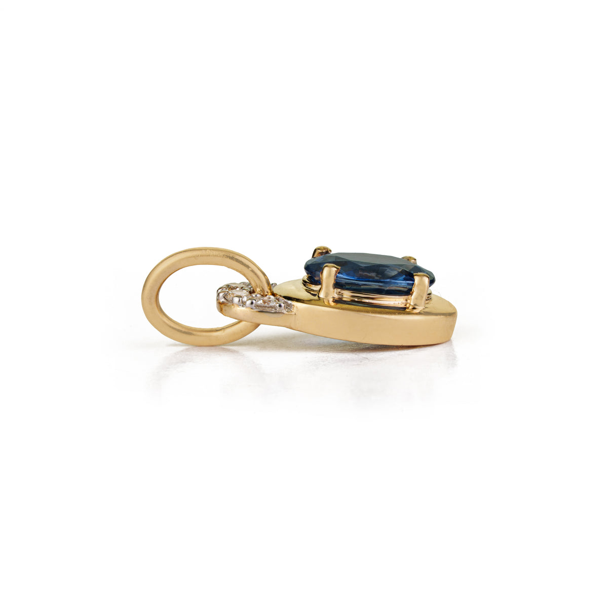 Oval Blue Sapphire Diamond Pendant