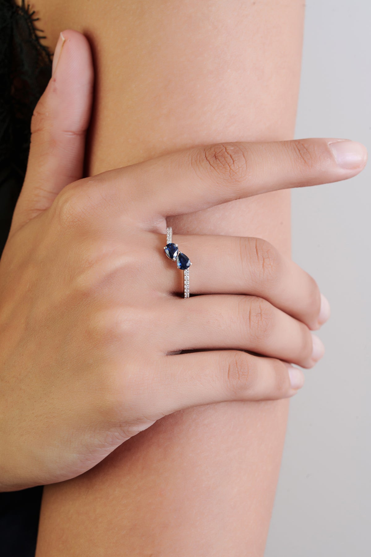 Blue Sapphire Toi et Moi Ring