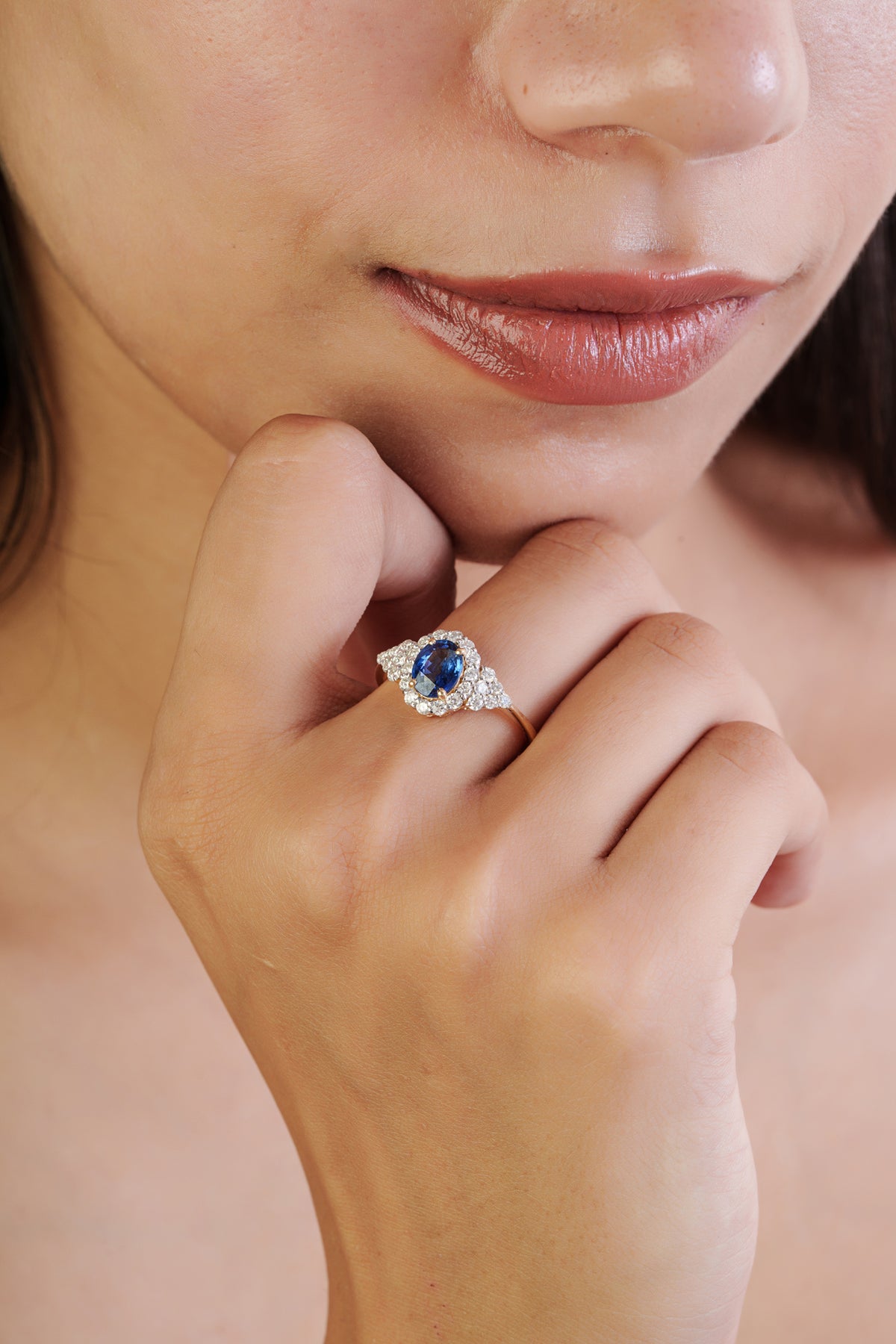 Blue Sapphire Diamond Ring