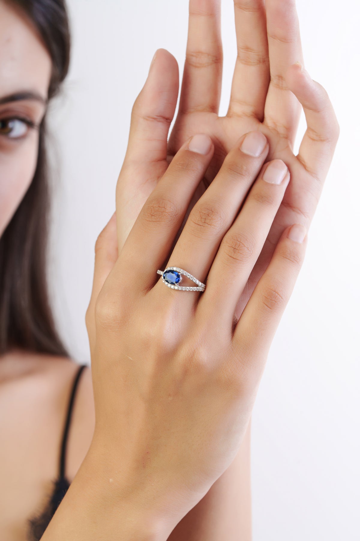 Blue Sapphire Diamond Split Shank Ring
