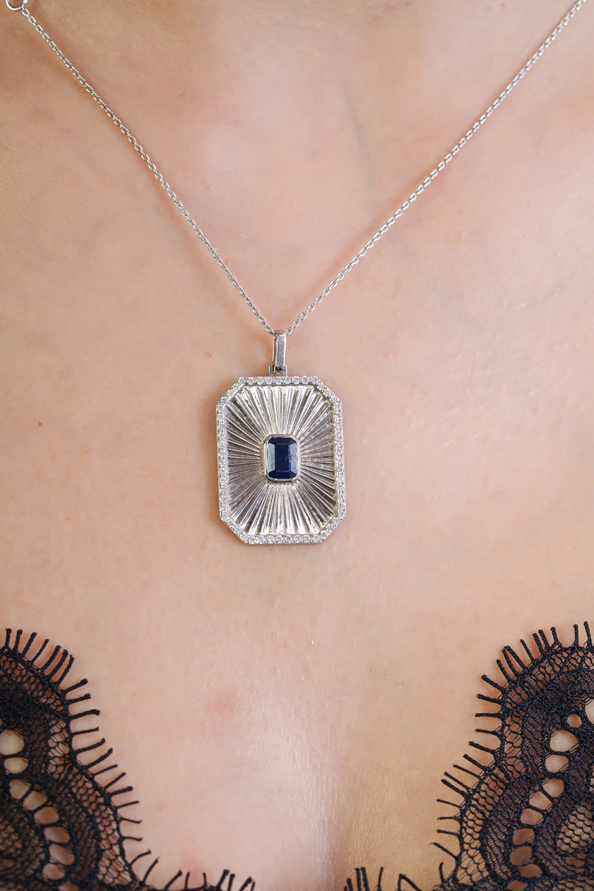 Blue Sapphire Diamond Halo Pendant