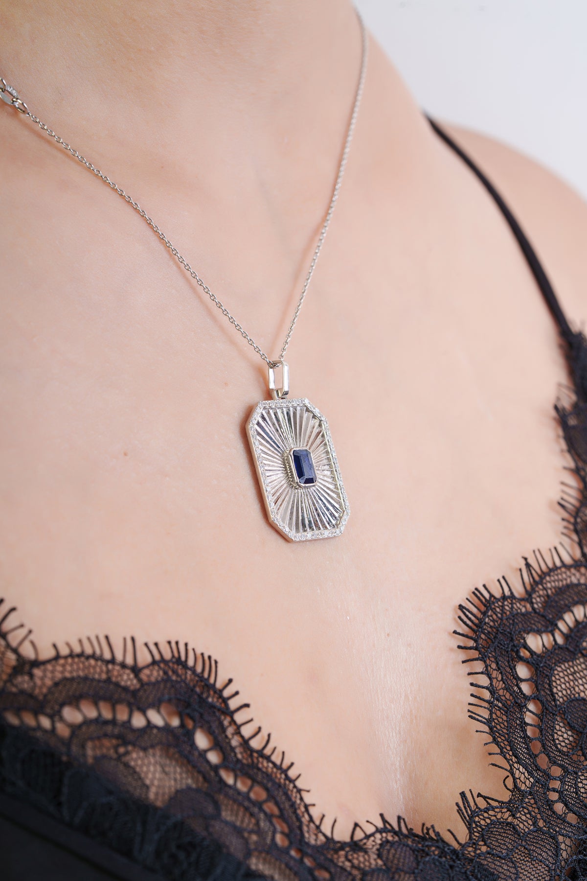 Blue Sapphire Diamond Halo Pendant
