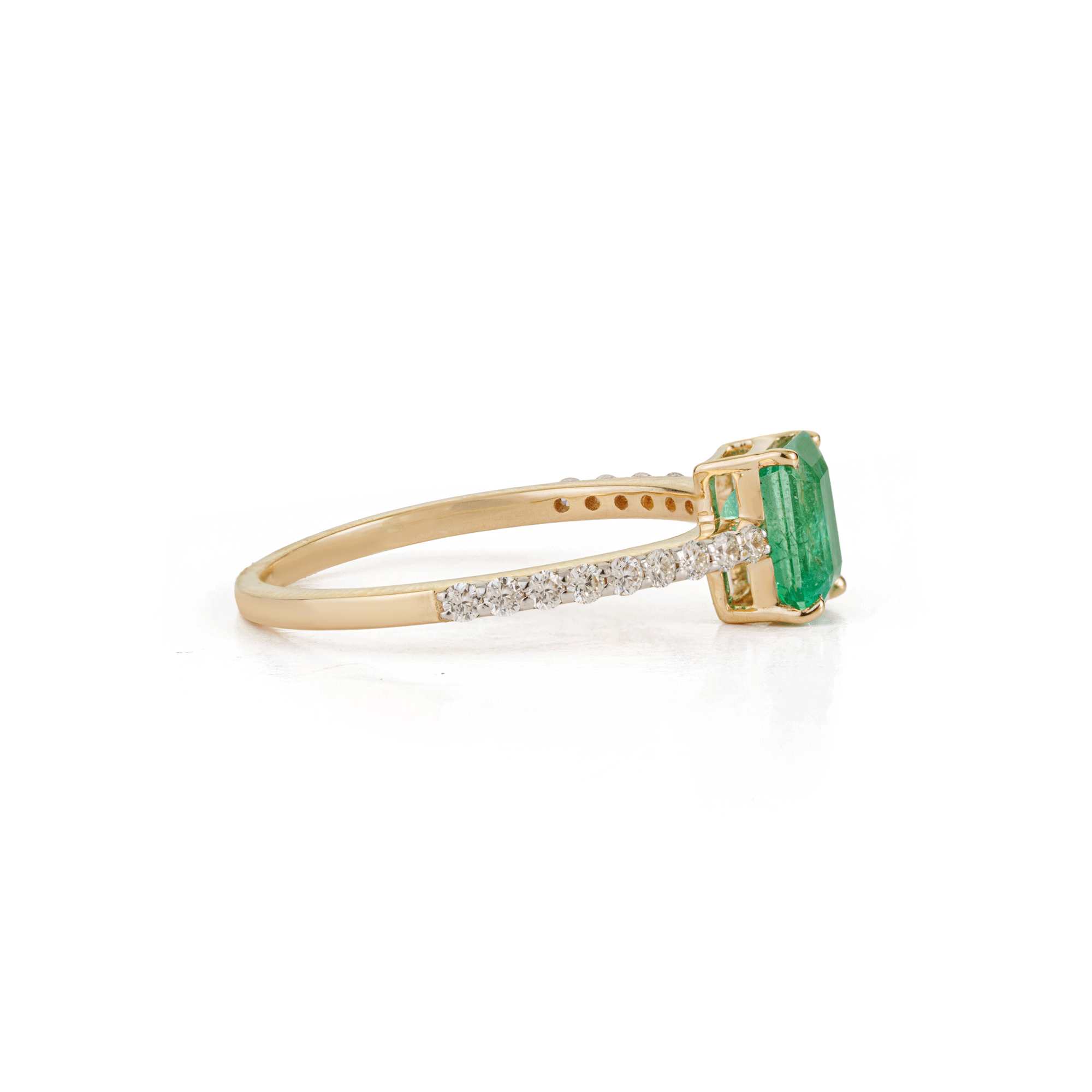 Emerald Diamond Ring