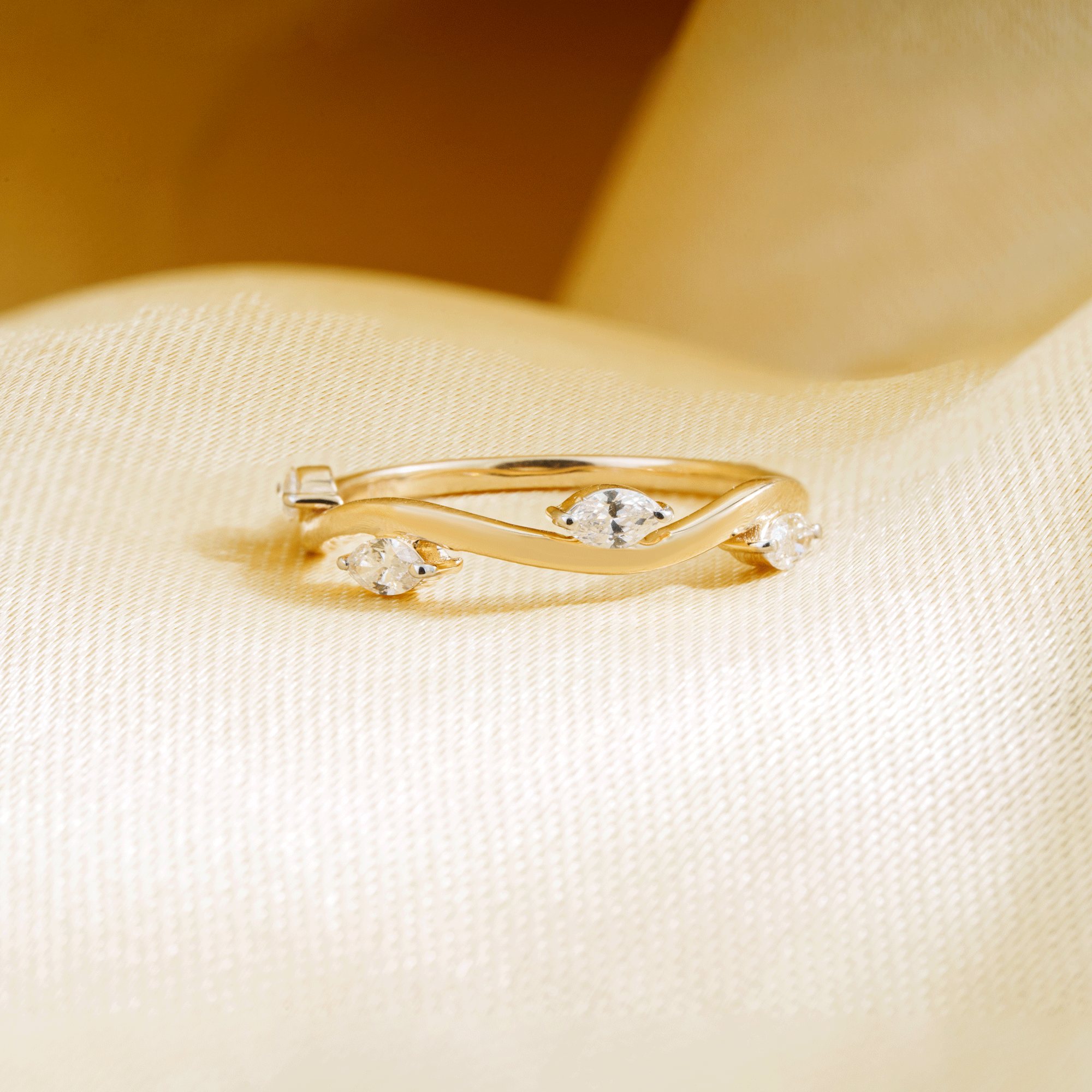 Diamond Crossover Wave Ring