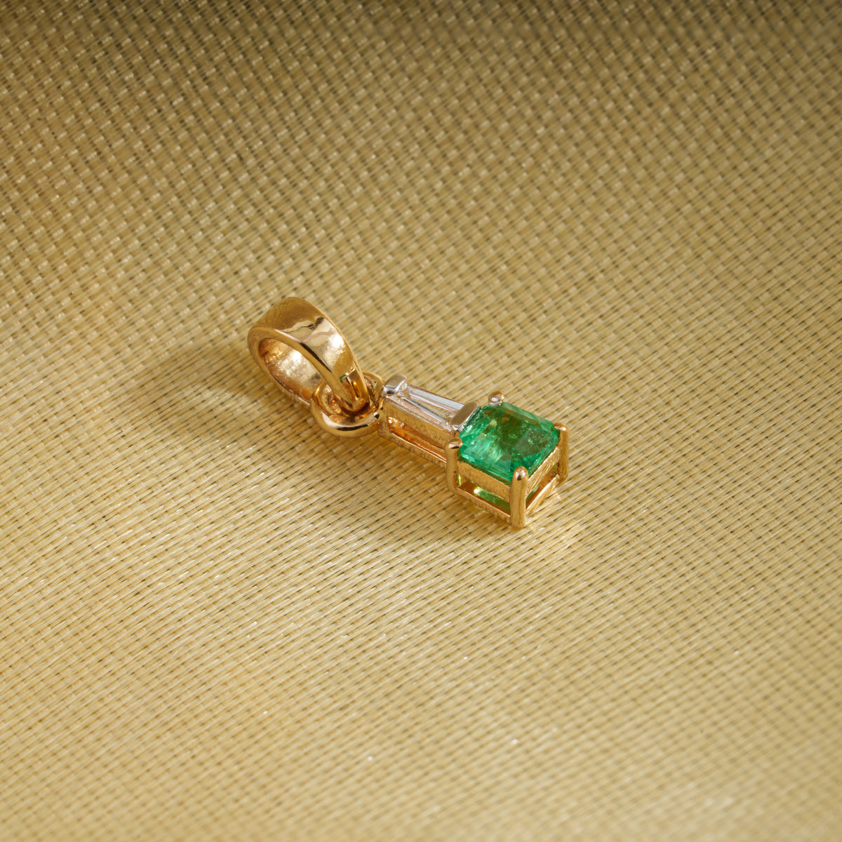 Emerald Diamond Gold Pendant
