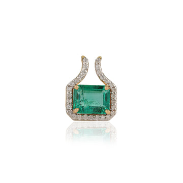 Emerald Diamond Pendant Necklace