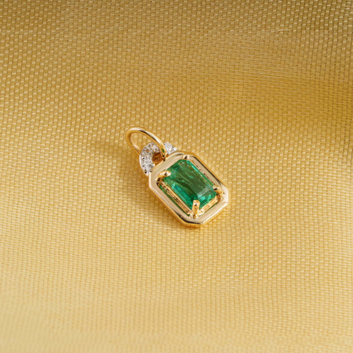 Emerald Diamond Pendant Necklace