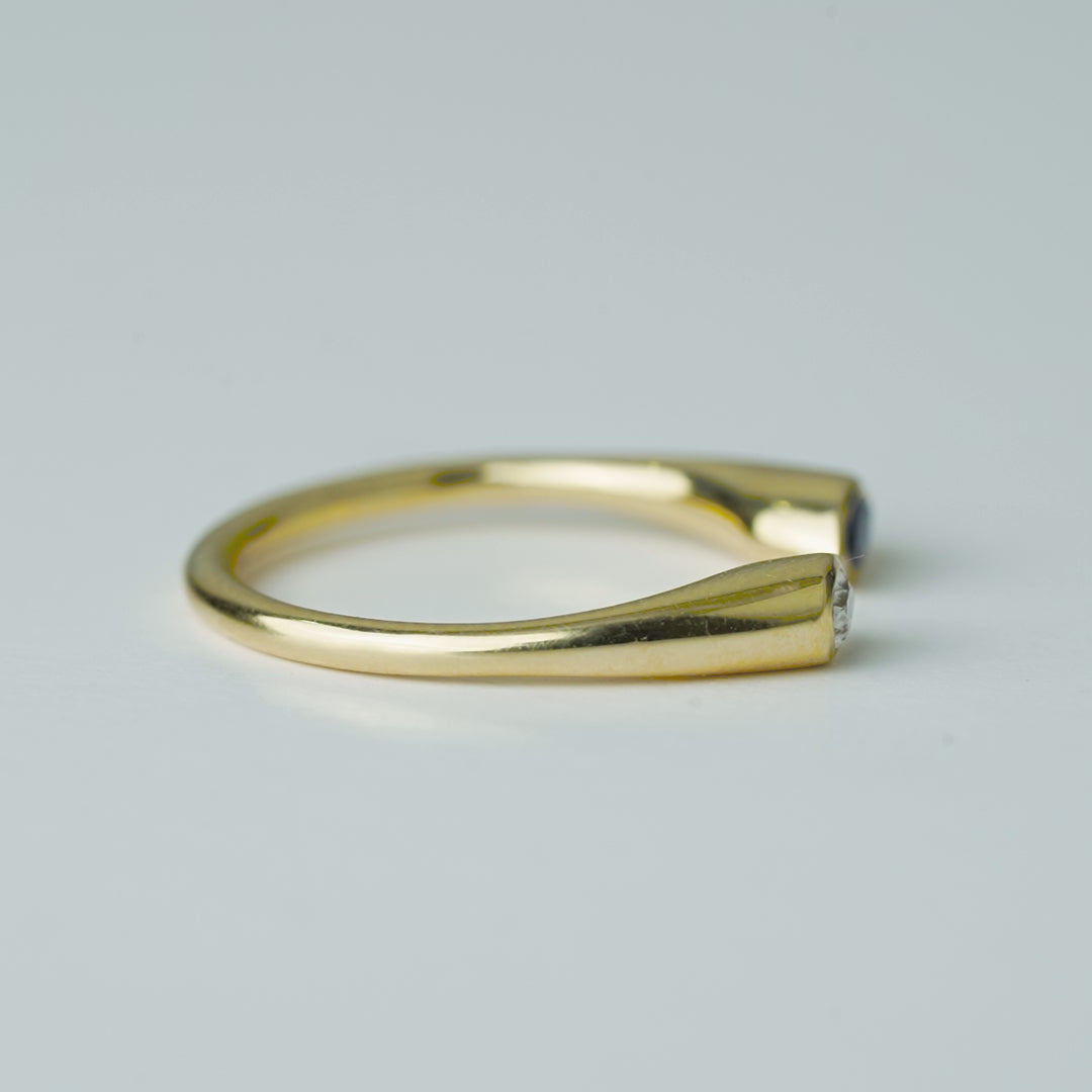 Blue Sapphire Diamond Ring