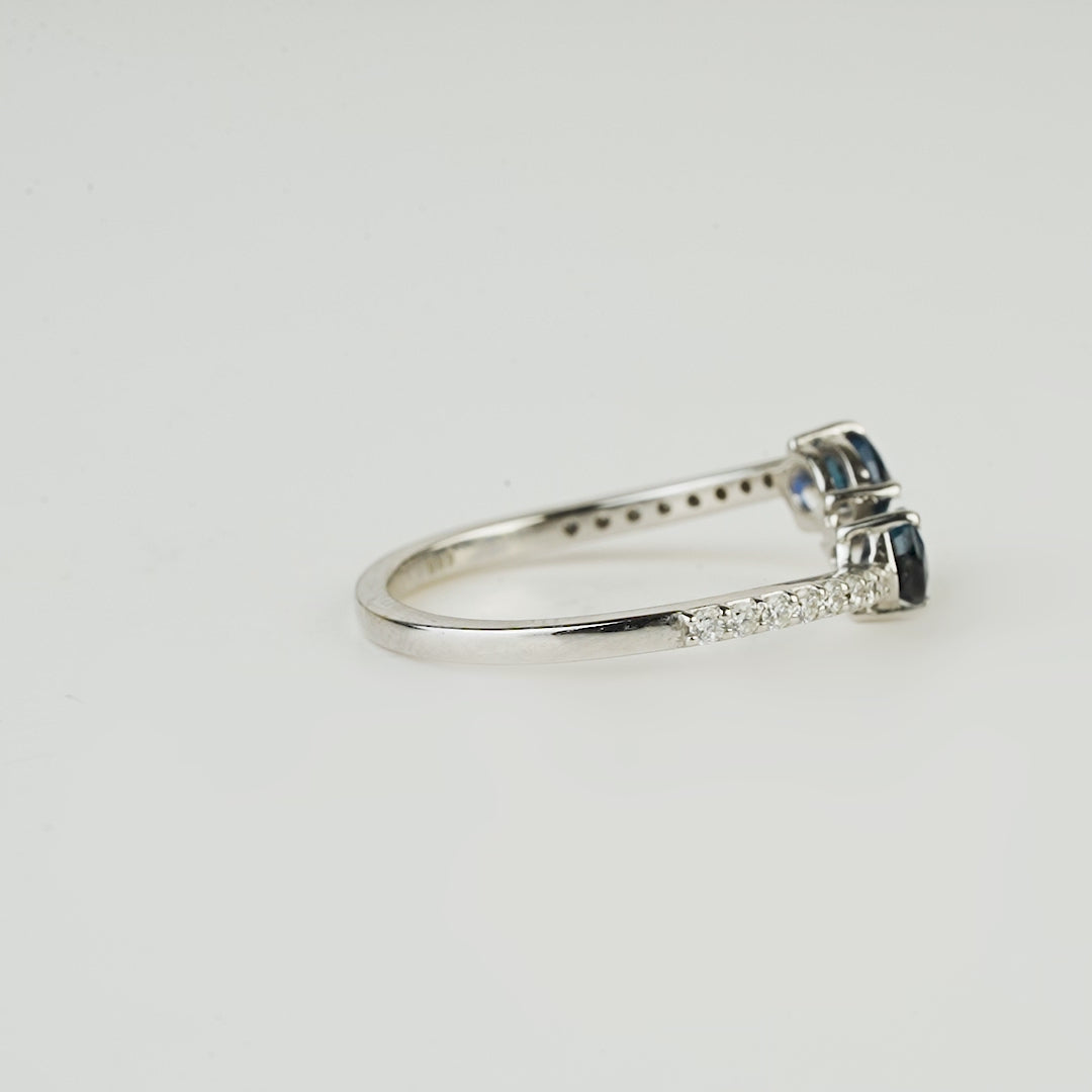 Blue Sapphire Toi et Moi Ring